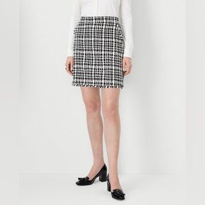 Ann Taylor Fringe Tweed Button Tab A-Line Pocket Skirt